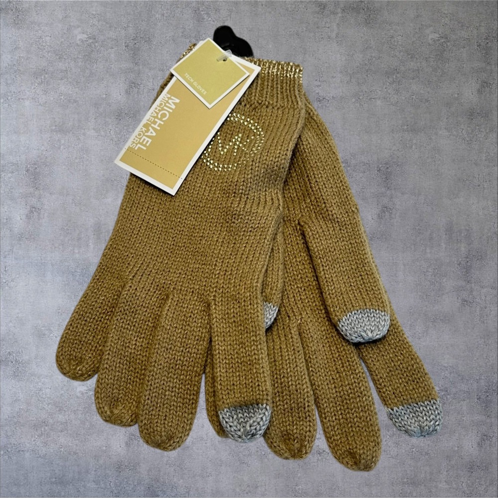 Michael Kors Tech Gloves Womens O/S Camel New Rhinestone Logo Knit Touchscreen